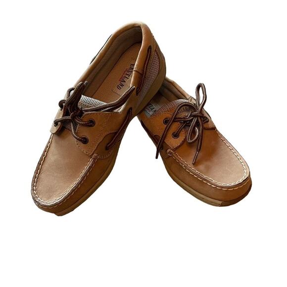 NEW Eastland Boat Shoe Womens 6.5 Preppy Academia Classic Smart Casual Fisherman - Picture 2 of 4
